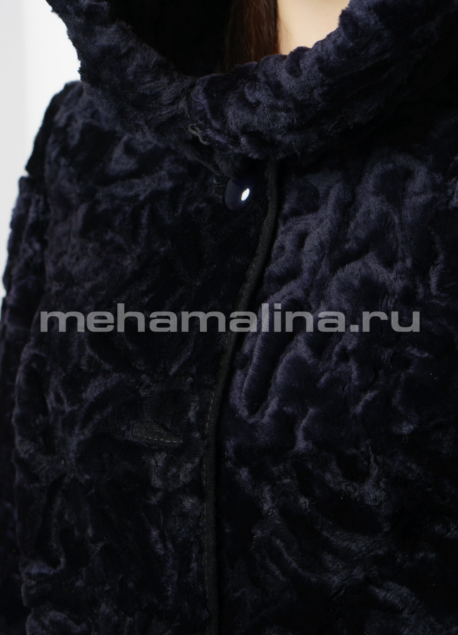 Мутоновая шуба расклешенная на пуговицах с капюшоном синего цвета модель № S-738 универмаг малина