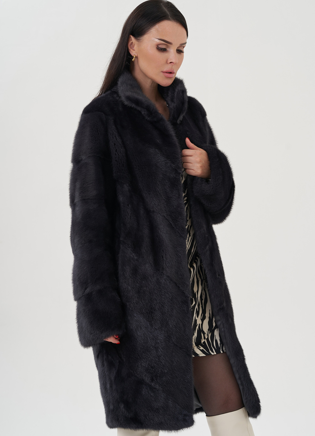 Норковая шуба с воротником стойка модель № 25017 меха малина