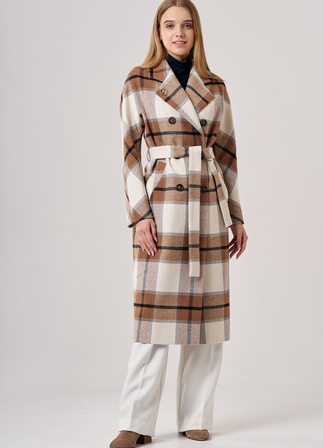 Пальто женское с поясом модель № 21645 меха малина