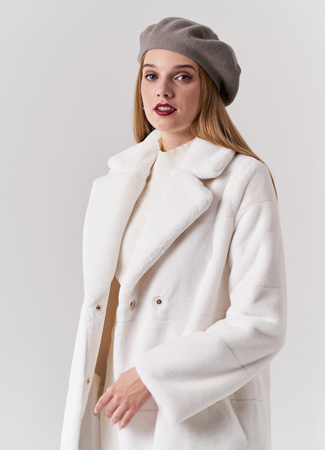 фото Женский берет бежевого цвета модель № 21750