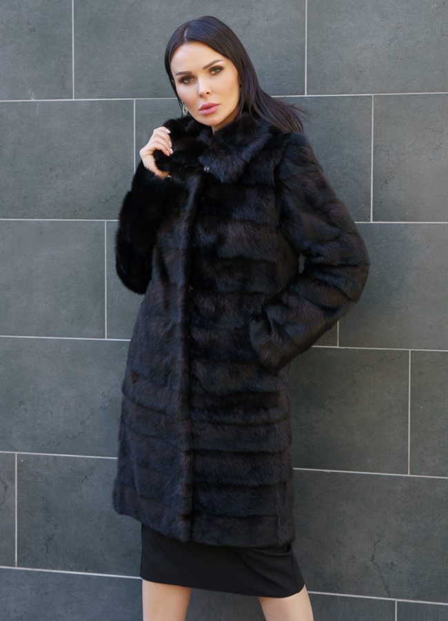 Удлиненная норковая шуба  с капюшоном модель № 1314 универмаг малина