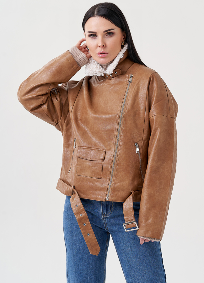 Куртка косуха на утеплении с отделкой из экомеха модель № 23997 в рассрочку