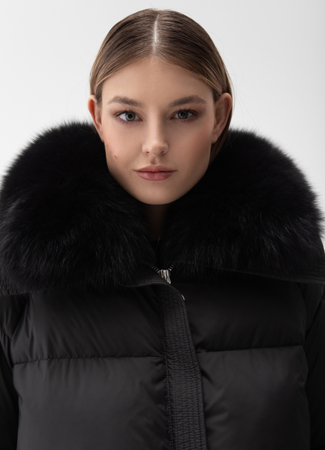 Женский пуховик с отделкой из меха песца модель № 28004 универмаг малина