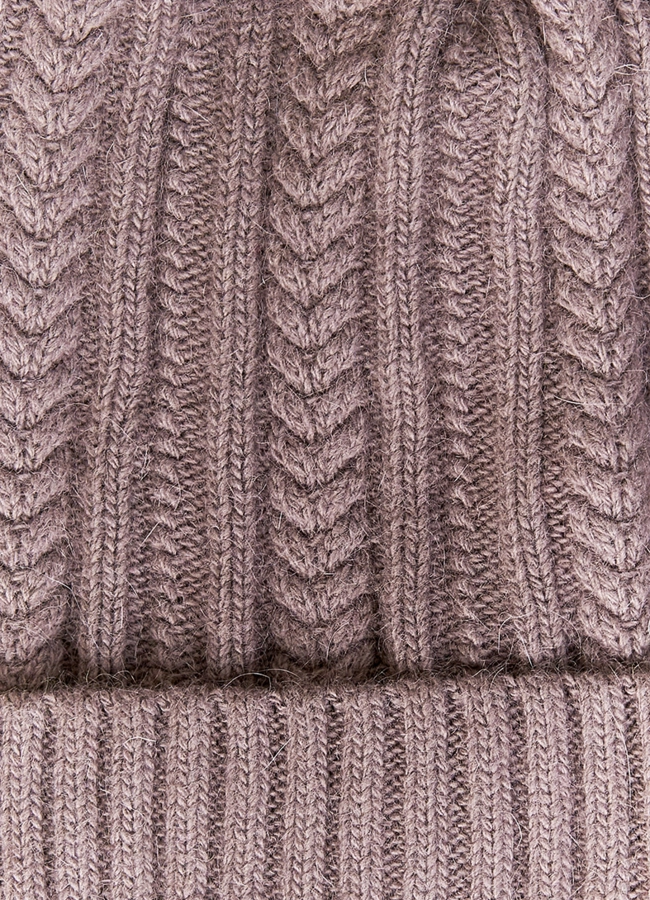 Коричневая шапка модель № 10733 универмаг малина