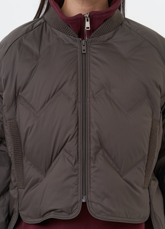 Короткая женская куртка на утеплителе модель № 29885 универмаг малина