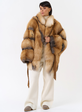 Шуба из лисы свободного кроя