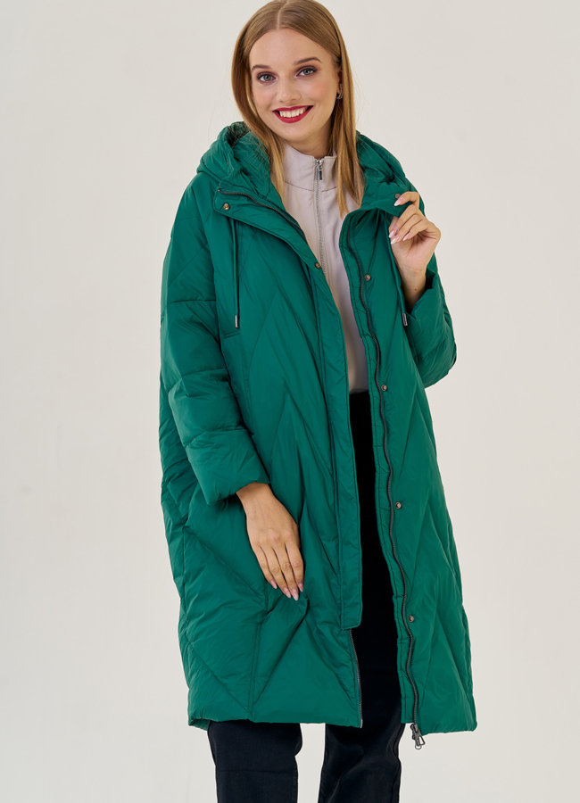 Женский пуховик оверсайз в зеленом цвете модель № 23228 в кредит
