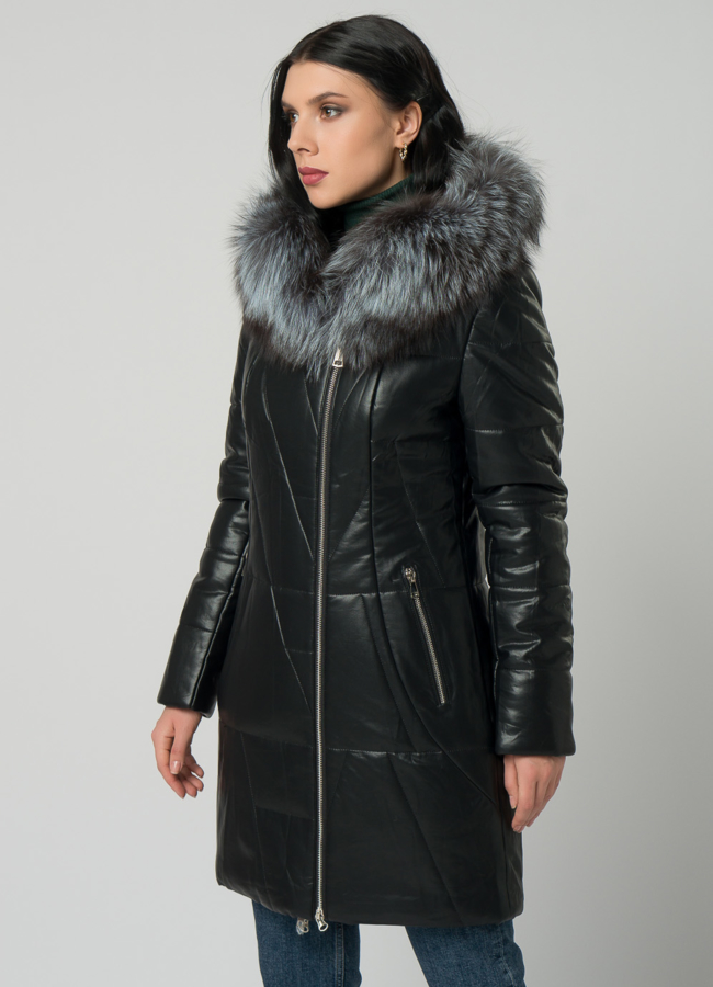 Пуховик из эко кожи черного цвета с чернобуркой модель № 18983 в кредит