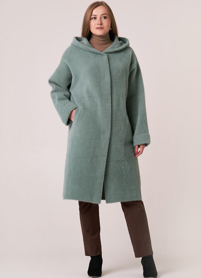 Женское пальто с капюшоном модель №  меха малина