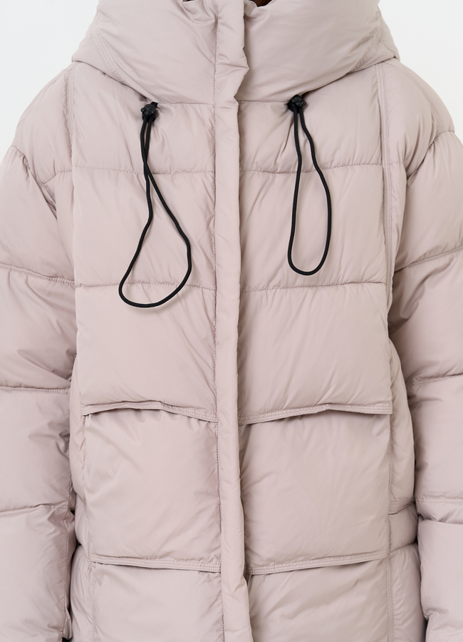 Двухсторонний женский пуховик с капюшоном модель № 31596 универмаг малина Двухсторонний женский пуховик с капюшоном модель № 31596 универмаг малина