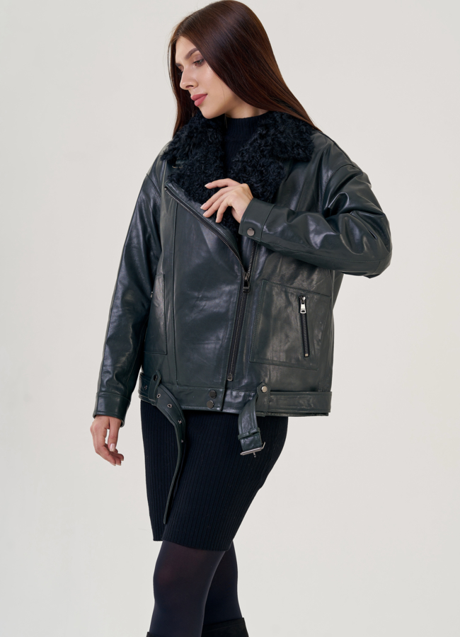 Куртка женская из натуральной кожи  модель № 23262 меха малина