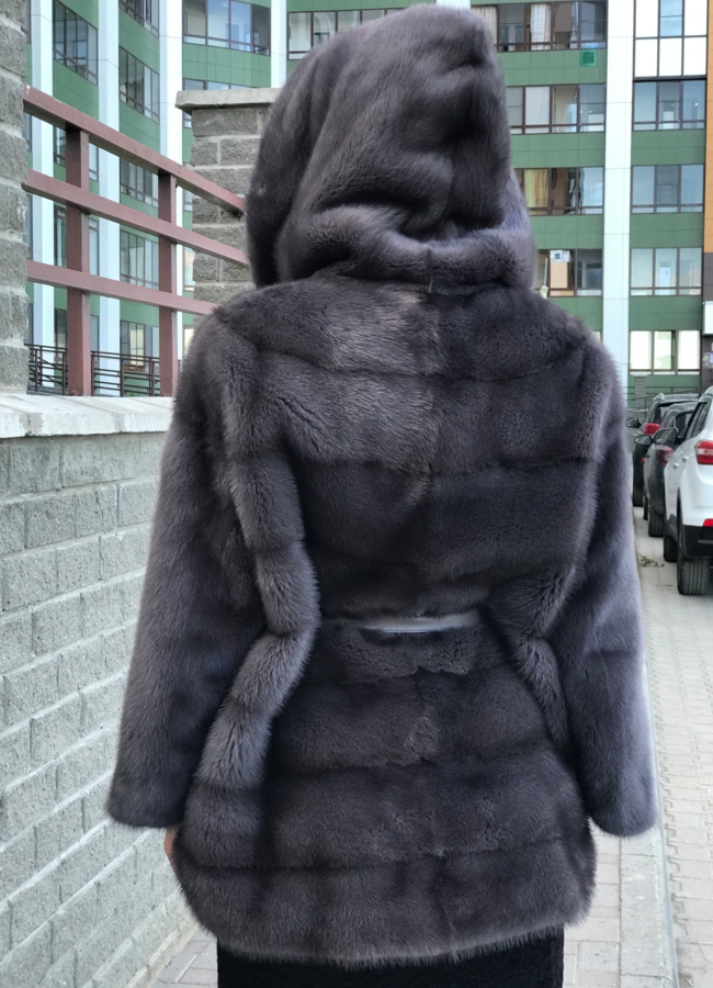 фото Укороченная шуба из норки с капюшоном модель № 8077 