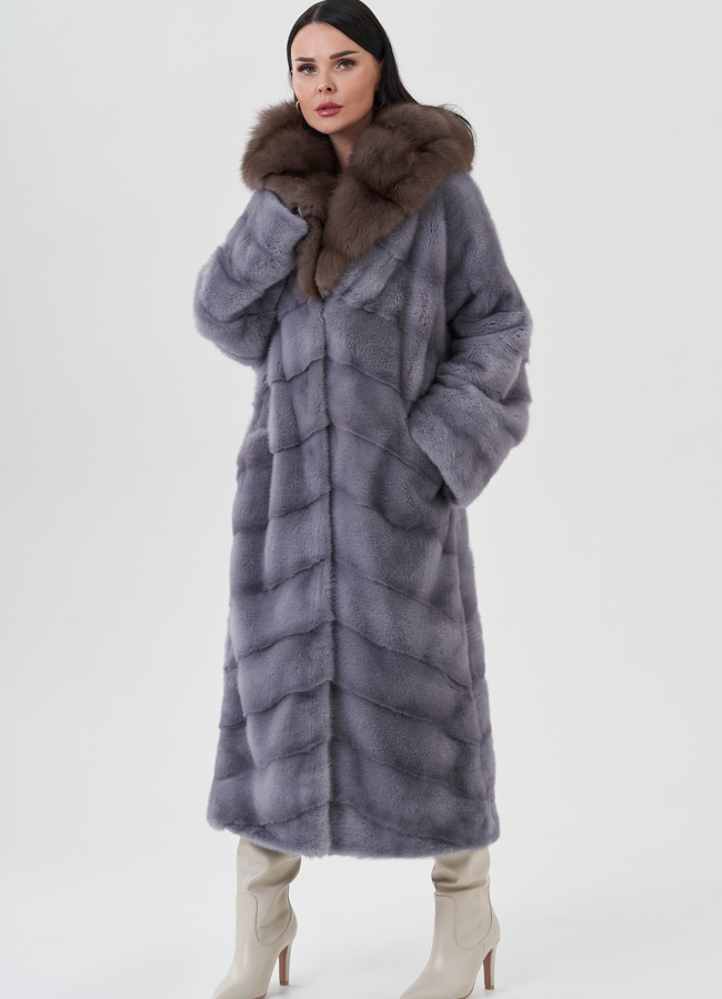 Шуба из норки с капюшоном из куницы  модель № 24671 универмаг малина