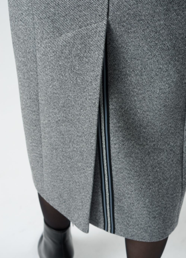 Женское приталенное пальто модель № 21825 универмаг малина