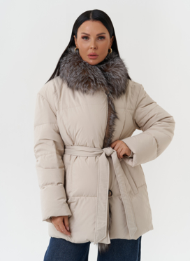 Женский пуховик с мехом чернобурки