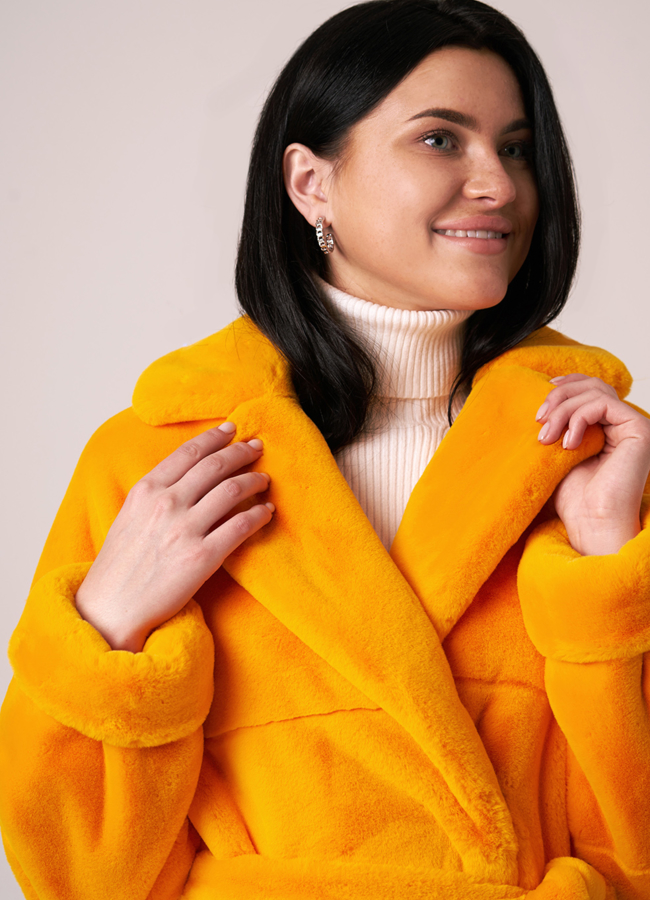 Шуба из искусственного меха с английским воротником модель № 17840 в кредит