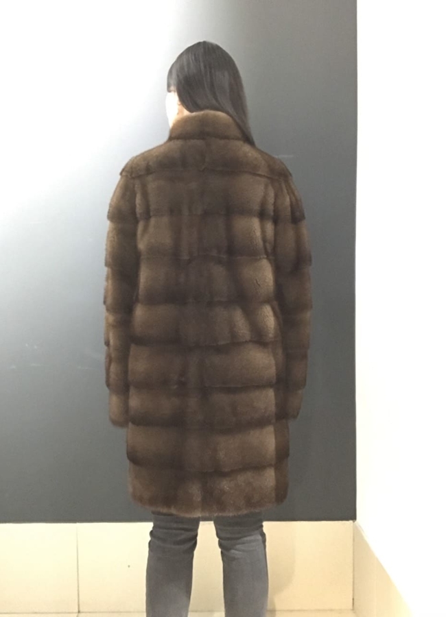 фото Шуба из норки в поперечной раскладке модель № S-753