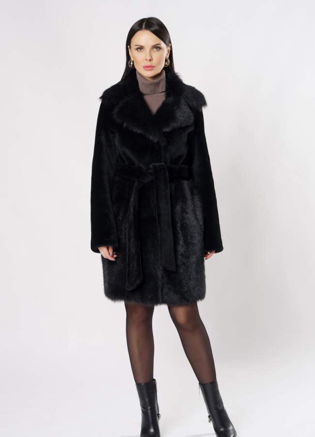 Дубленка черного цвета с английским воротником модель № 1416-86 в кредит