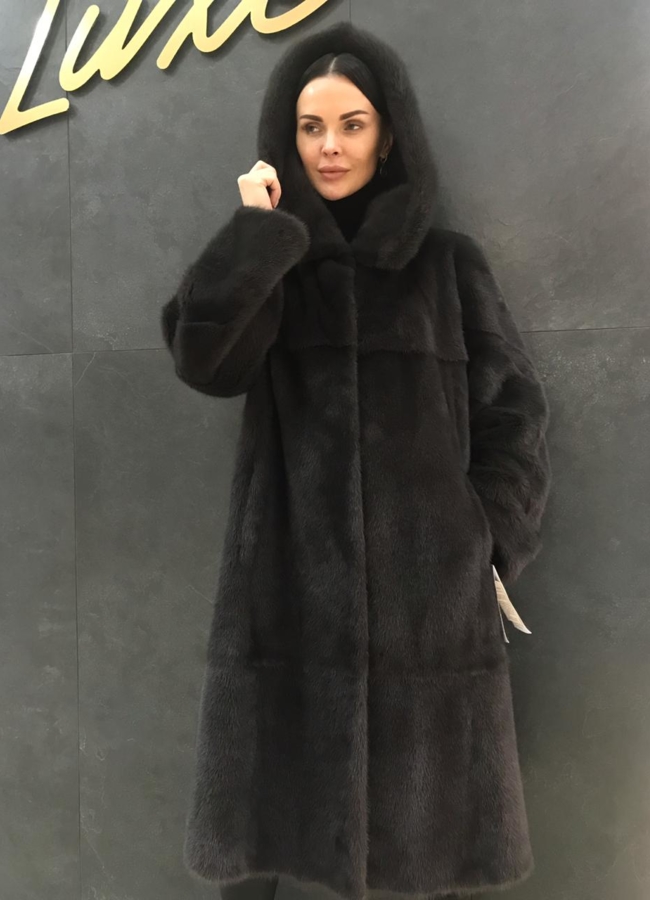 Шуба из норки модель № B1211 меха малина