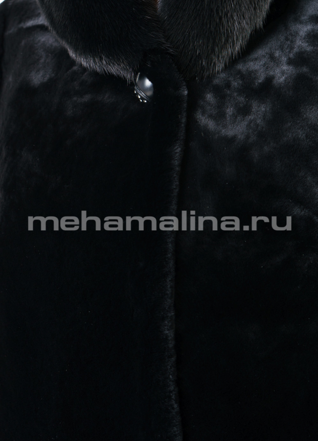 Шуба черного цвета с капюшоном модель № S-562/1 универмаг малина
