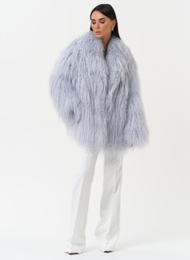 Женская шуба из меха ламы Женская шуба из меха ламы