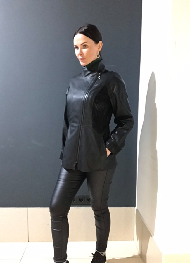 фото Куртка женская с воротником стойкой модель № 1397