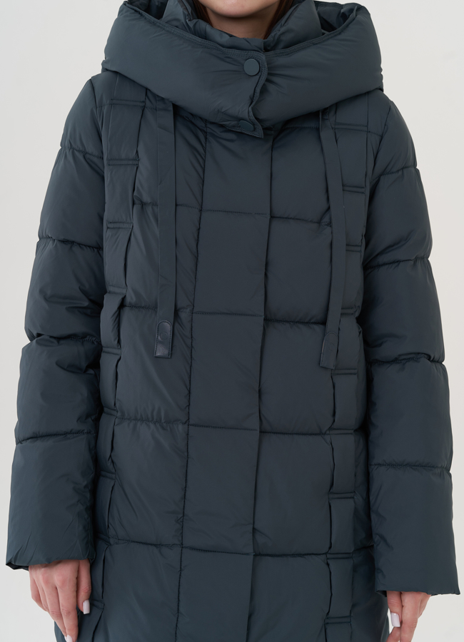 Пуховик женский с капюшоном  модель № 25707 универмаг малина