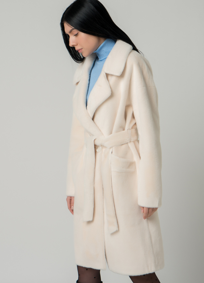 Светлое женское полупальто с поясом модель № 18302 в рассрочку