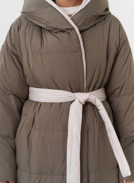 Двухсторонний пуховик с капюшоном