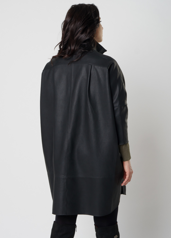 Кожаное пальто оверсайз модель № 20544 в кредит