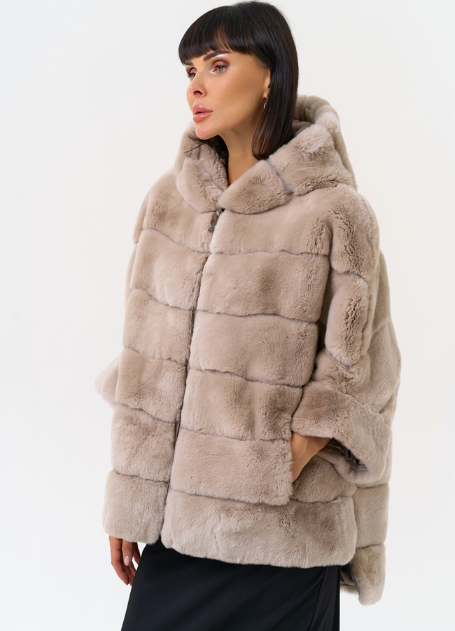 Короткая шуба из меха кролика с капюшоном модель № 25886 универмаг малина Короткая шуба из меха кролика с капюшоном модель № 25886 универмаг малина