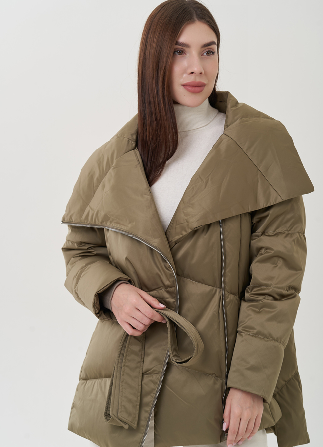 Укороченный женский пуховик с лисой модель № 25728 универмаг малина