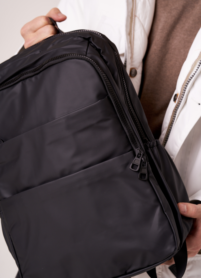 Рюкзак мужской черного цвета модель № 3100 в рассрочку