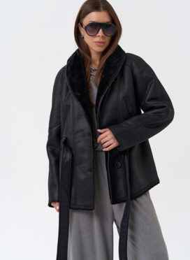 Женская дубленка из эко замши в стиле ретро