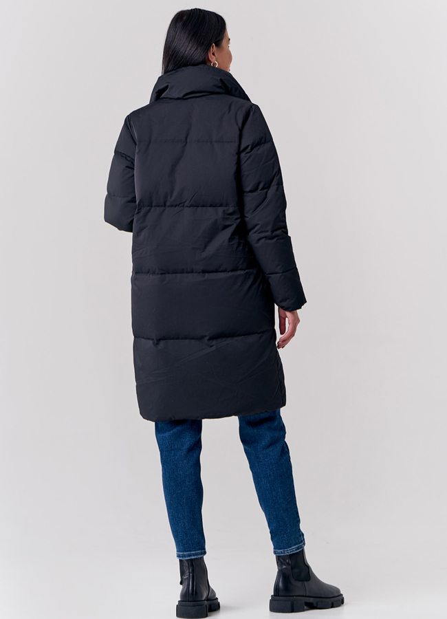 Пуховик черного цвета с английским воротником модель № 21678 универмаг малина