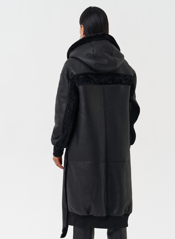 Натуральная дубленка с капюшоном