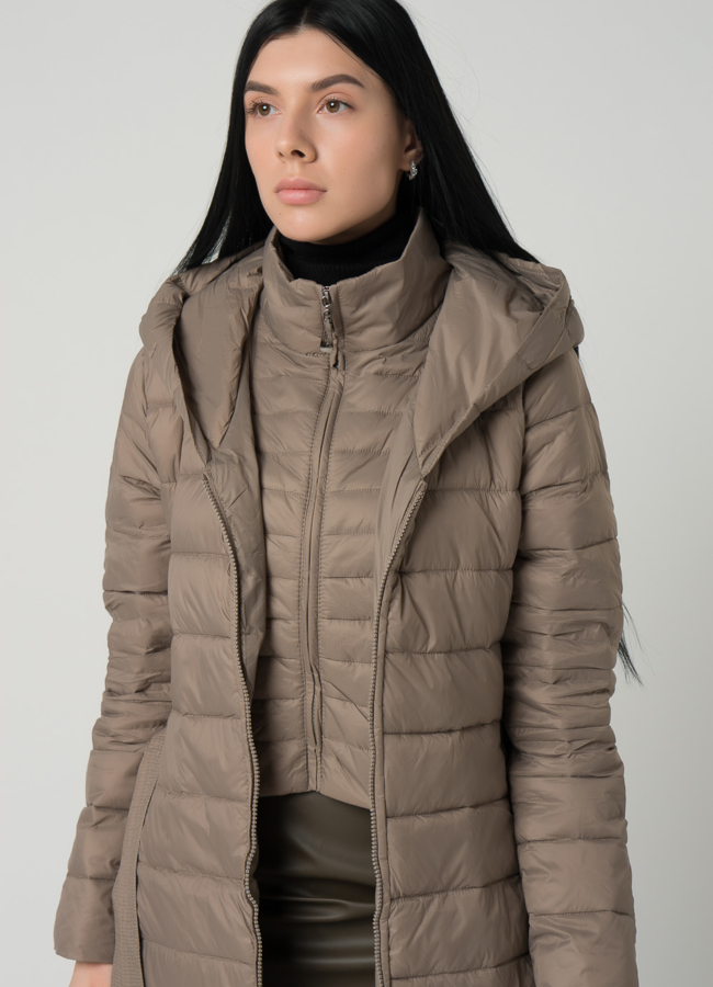 Пальто женское приталенное бежевого цвета модель № 22328 универмаг малина