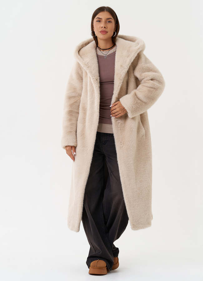 Пальто из эко меха с капюшоном модель № 27792 универмаг малина