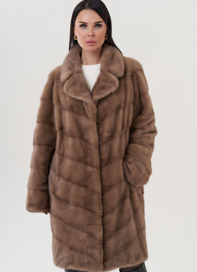 Шуба из норки с английский воротником  модель № 25754 универмаг малина