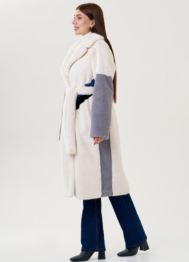 Женское пальто из искуссвенного меха с английским воротником модель № 79329 универмаг малина