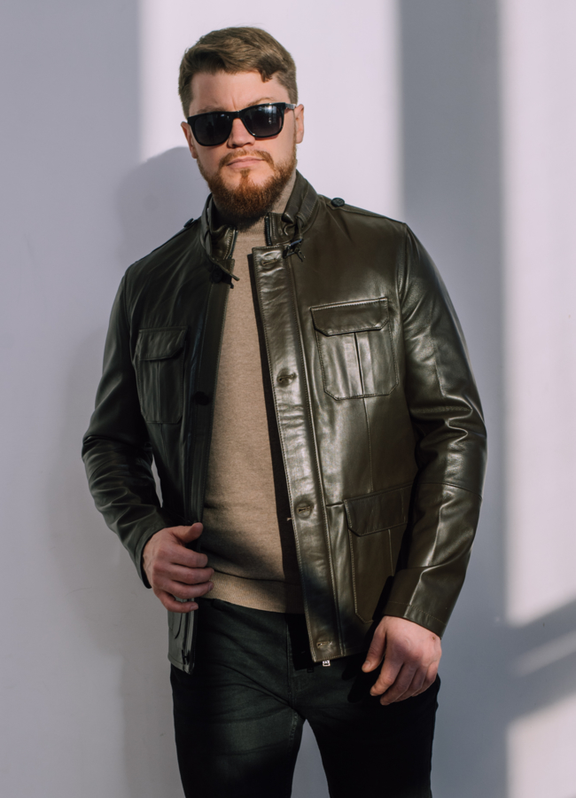 Мужская кожаная куртка на молнии  модель № 22546 в рассрочку