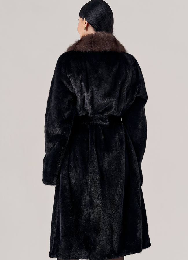 Шуба из норки с английским воротником из куницы  модель № 23839 в кредит