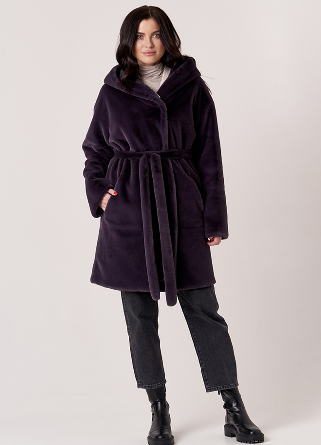 Двусторонняя шуба из эко меха с капюшоном модель № 19352 универмаг малина