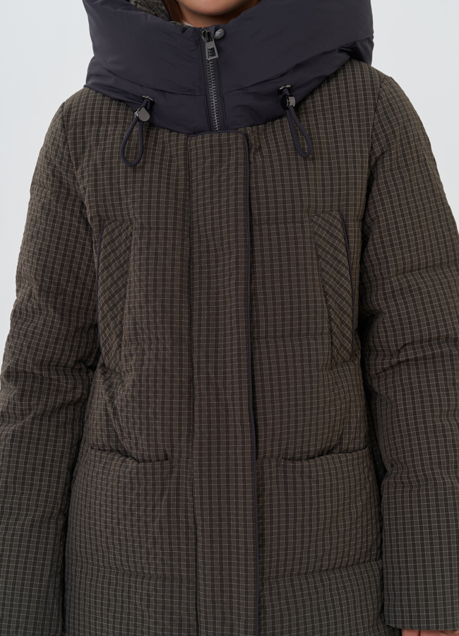 Женский пуховик с принтом модель № 28566 в рассрочку