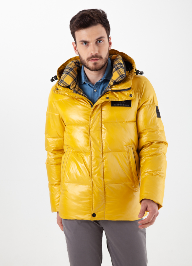 Куртка мужская с капюшоном модель № 21017 меха малина