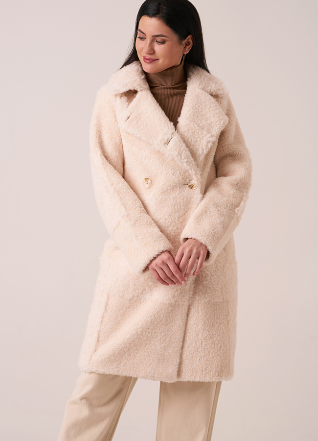 Пальто из овечьей шерсти двубортное с английским воротником модель № 17853 универмаг малина