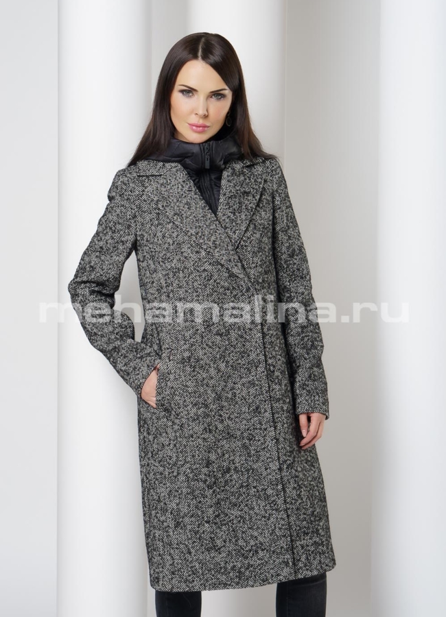 Расклешенное пальто на кнопках модель № 413 меха малина