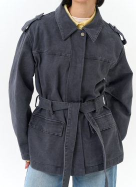 Женская джинсовая куртка с поясом