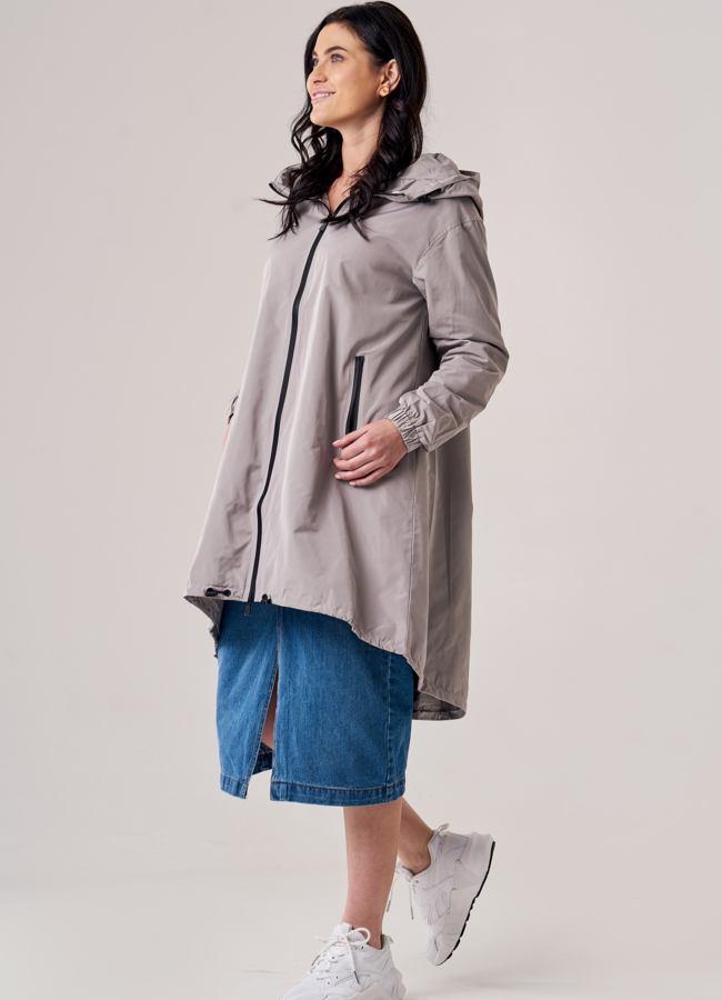 Плащ женский с капюшоном модель № 20776 универмаг малина