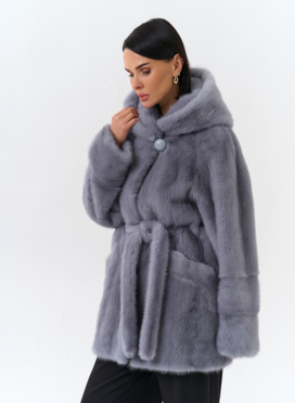 Шуба из меха норки с капюшоном